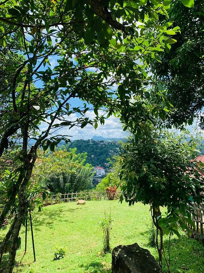 Misty Hills Villa - Kandy 0*,